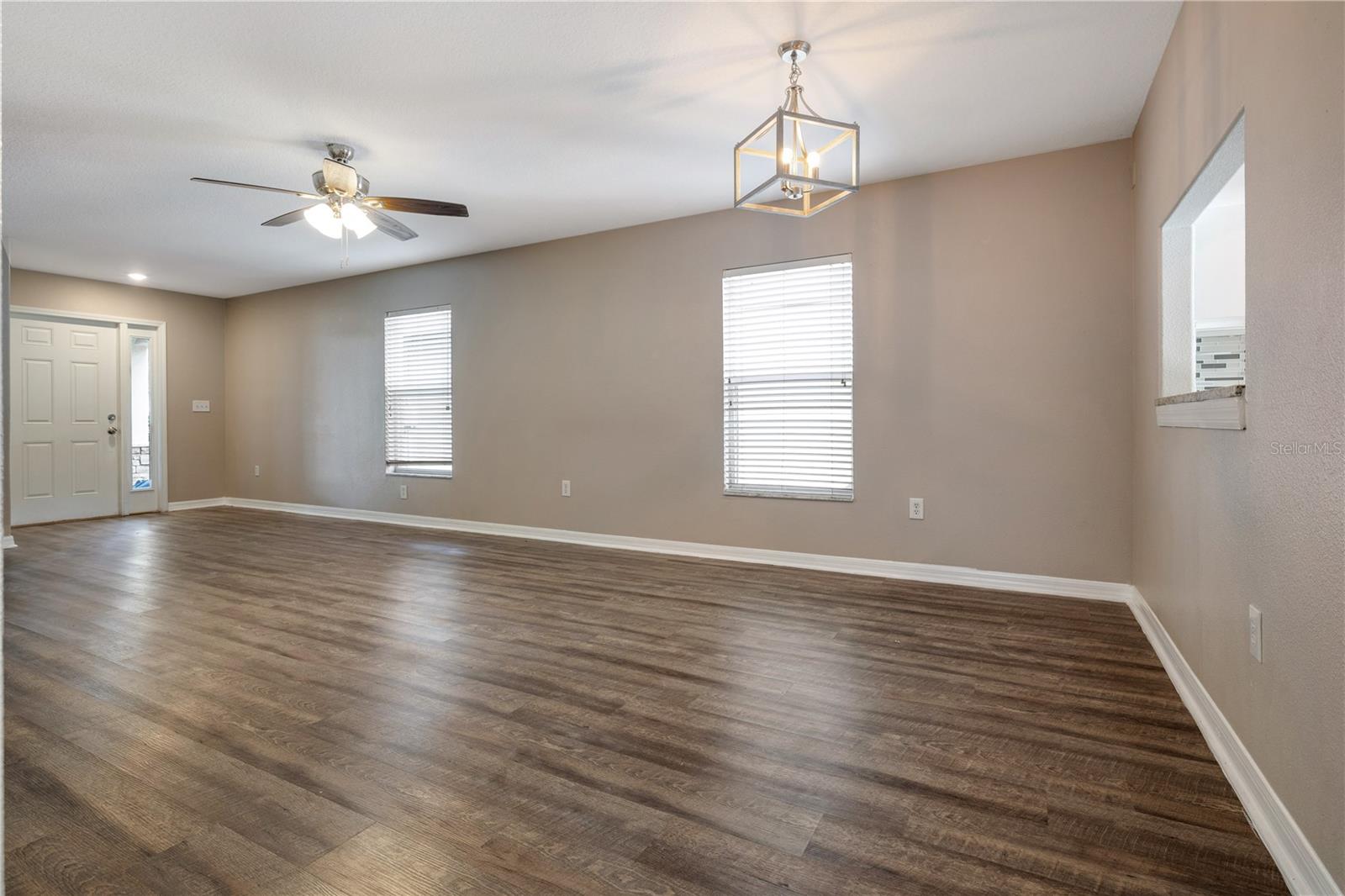 Image 6 of 26 For 18055 Glastonbury Lane