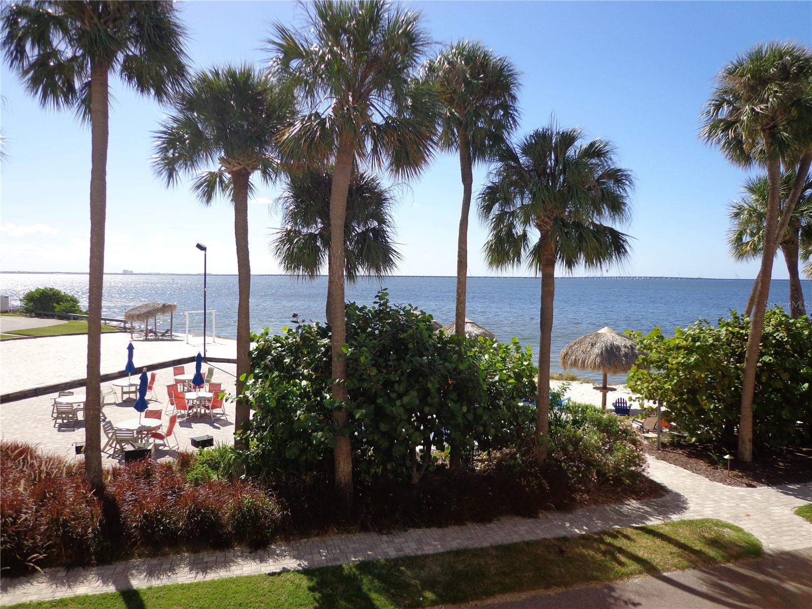 Image 27 of 29 For 2506 Rocky Point Drive 229