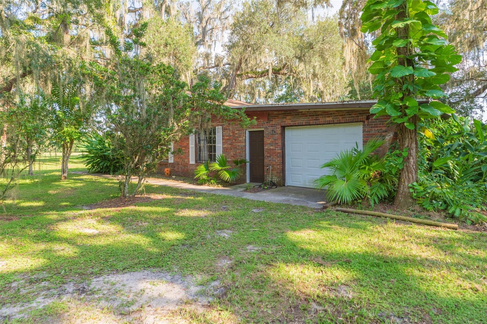 Image 19 of 83 For 16225 Bellamy Brothers Boulevard