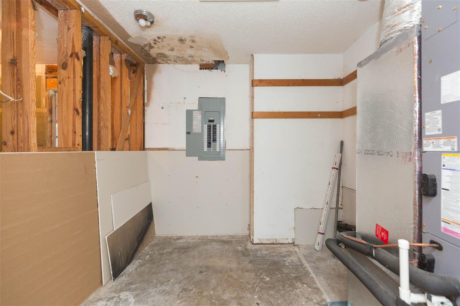 Image 39 of 83 For 16225 Bellamy Brothers Boulevard