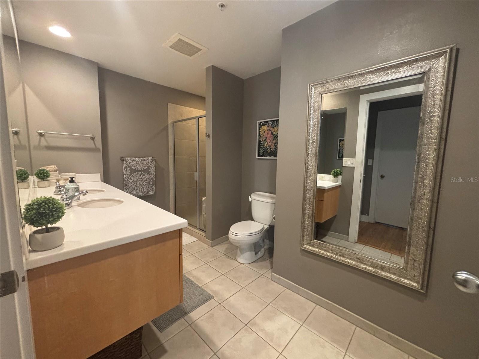 Image 11 of 34 For 1208 Kennedy Boulevard 316e