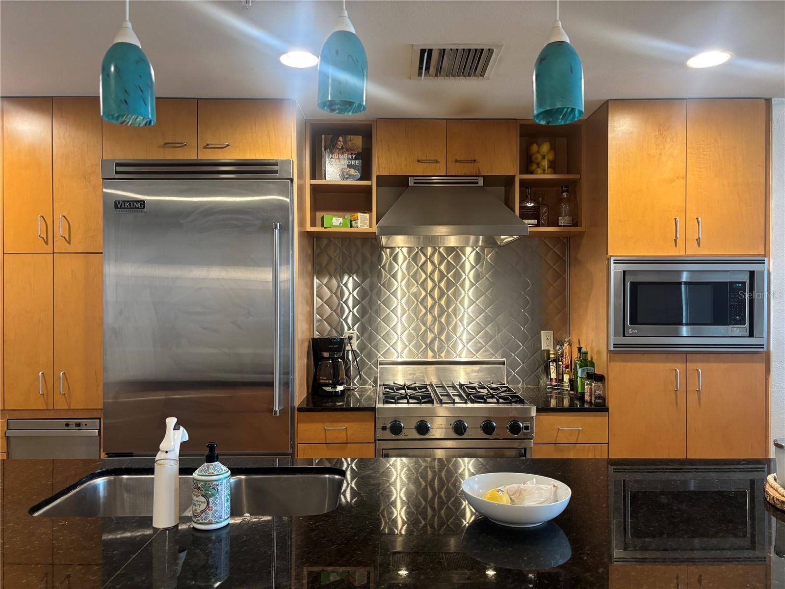 Image 4 of 34 For 1208 Kennedy Boulevard 316e