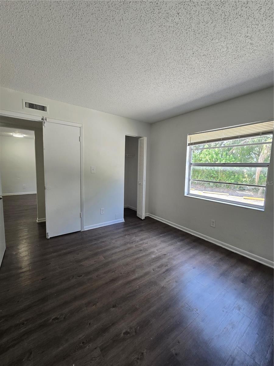 Image 7 of 12 For 13716 20th Street B