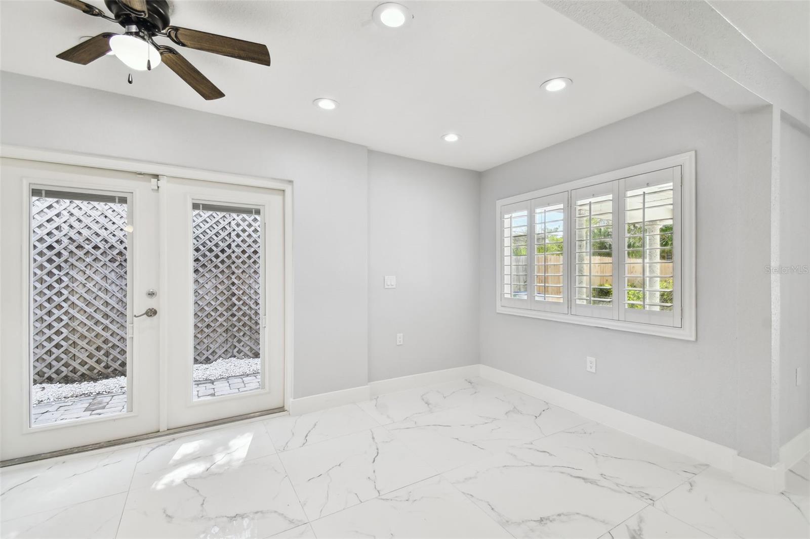 Image 12 of 39 For 131 Adalia Avenue