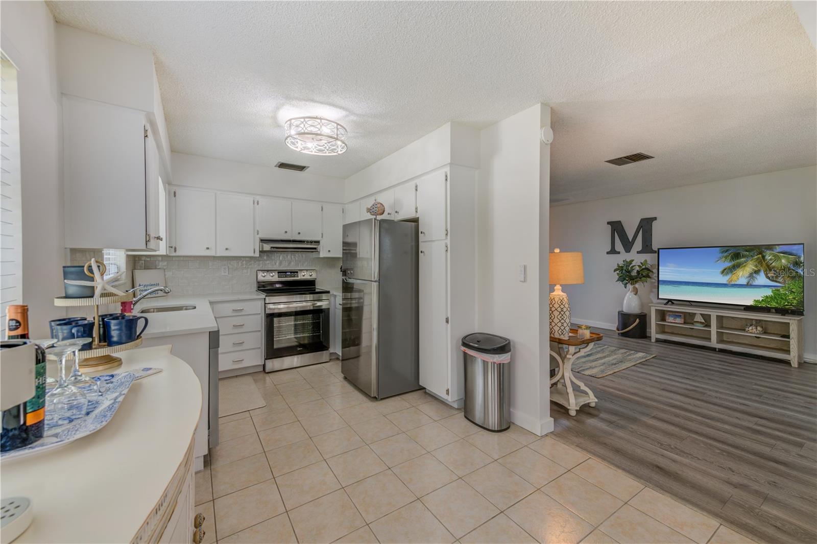 Image 12 of 27 For 404 Brandywine Drive