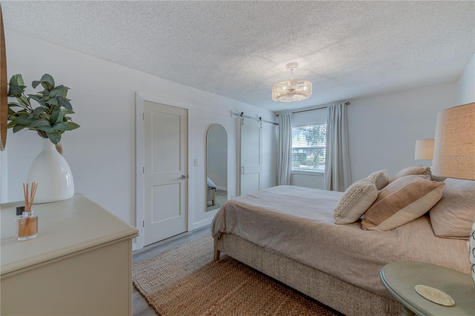 Image 16 of 27 For 404 Brandywine Drive