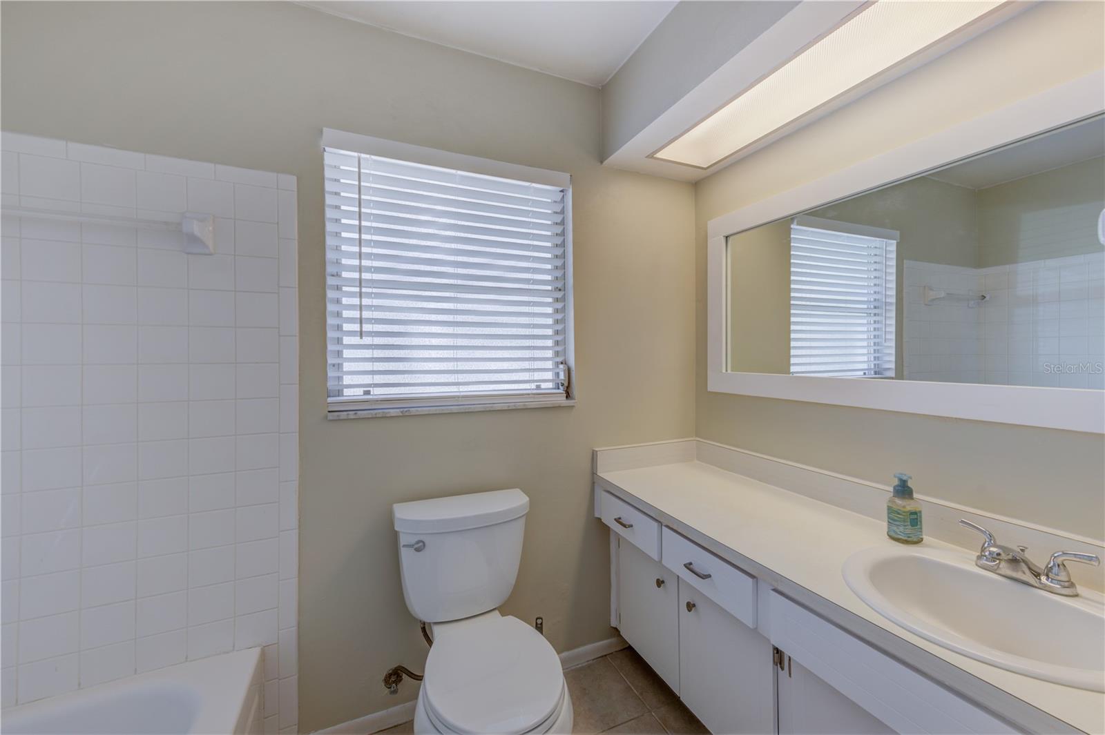 Image 17 of 27 For 404 Brandywine Drive