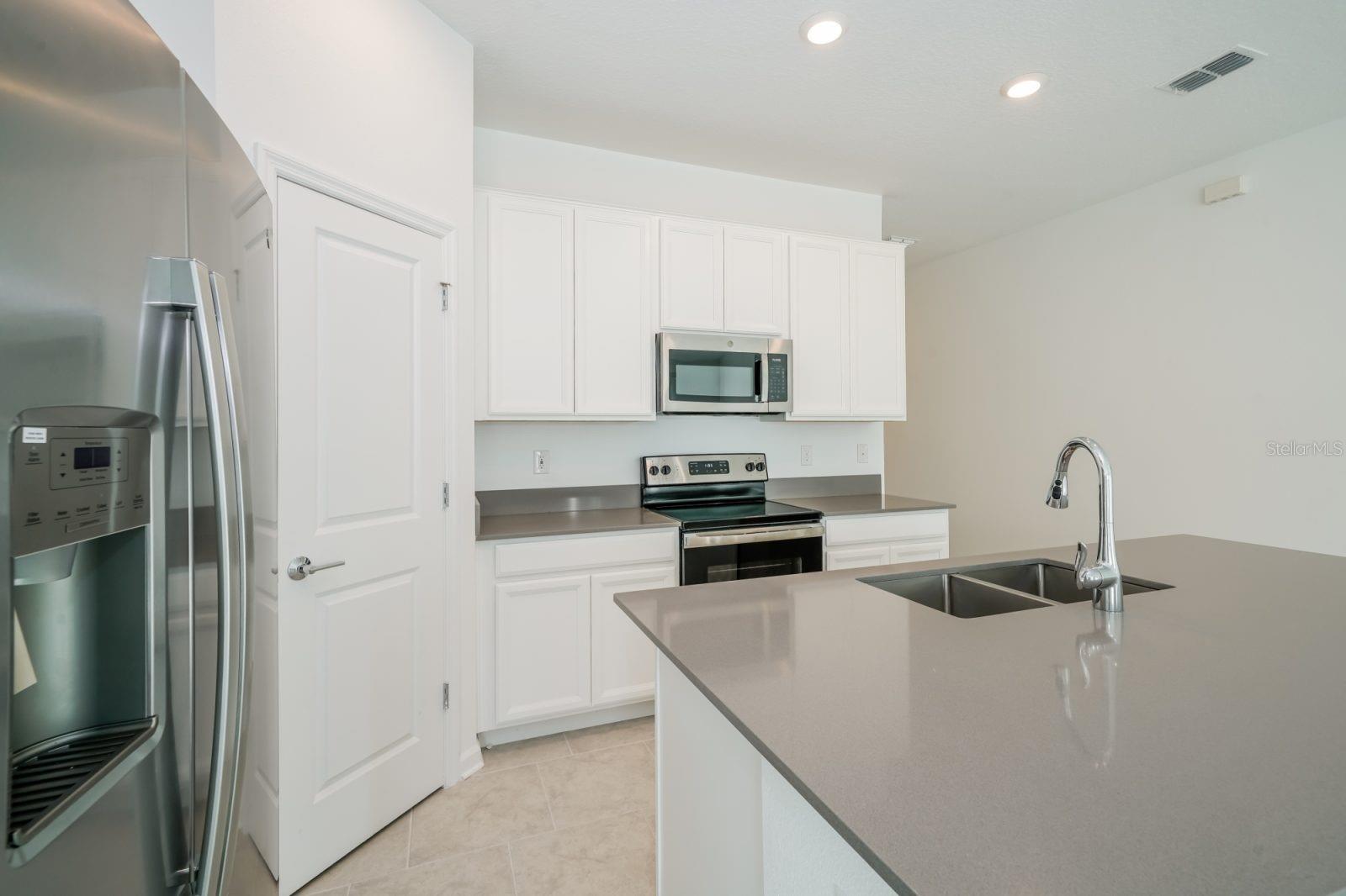 Image 3 of 10 For 167 Pershing Street