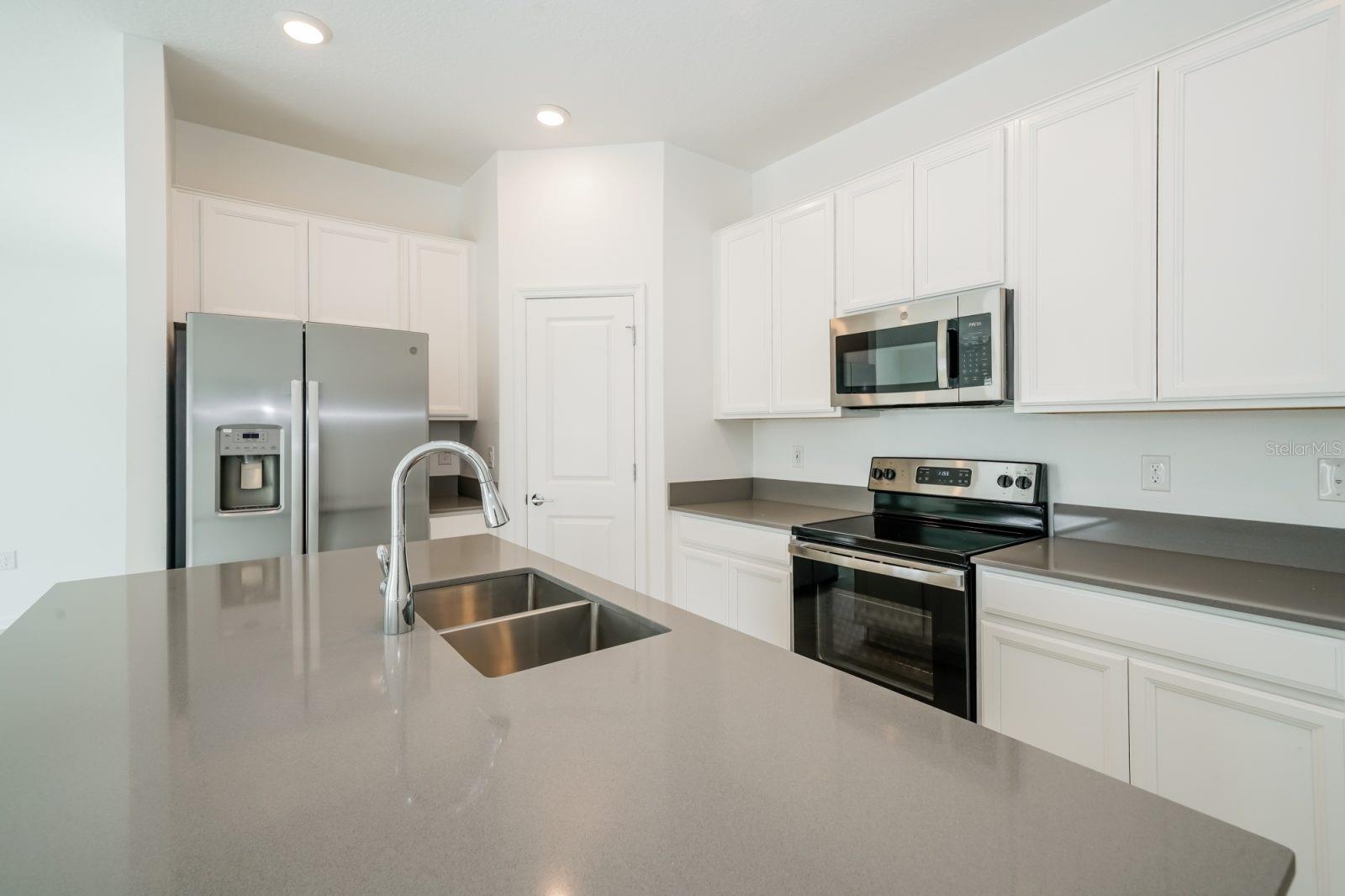 Image 4 of 10 For 167 Pershing Street