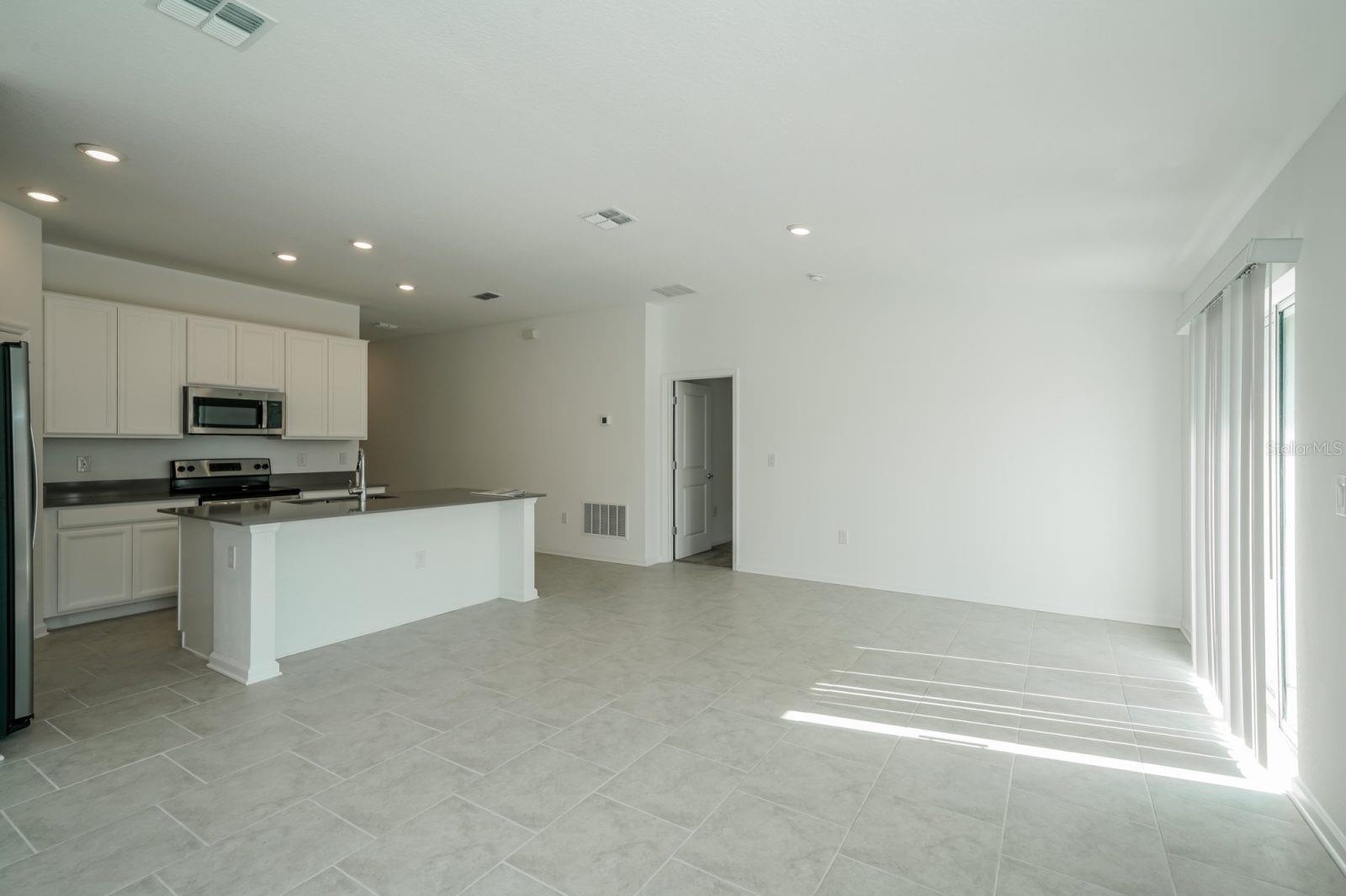 Image 5 of 10 For 167 Pershing Street