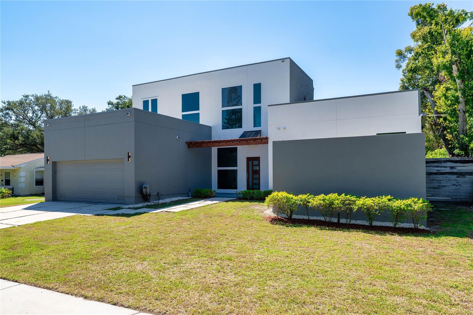 Image 3 of 60 For 3110 Napoleon Avenue