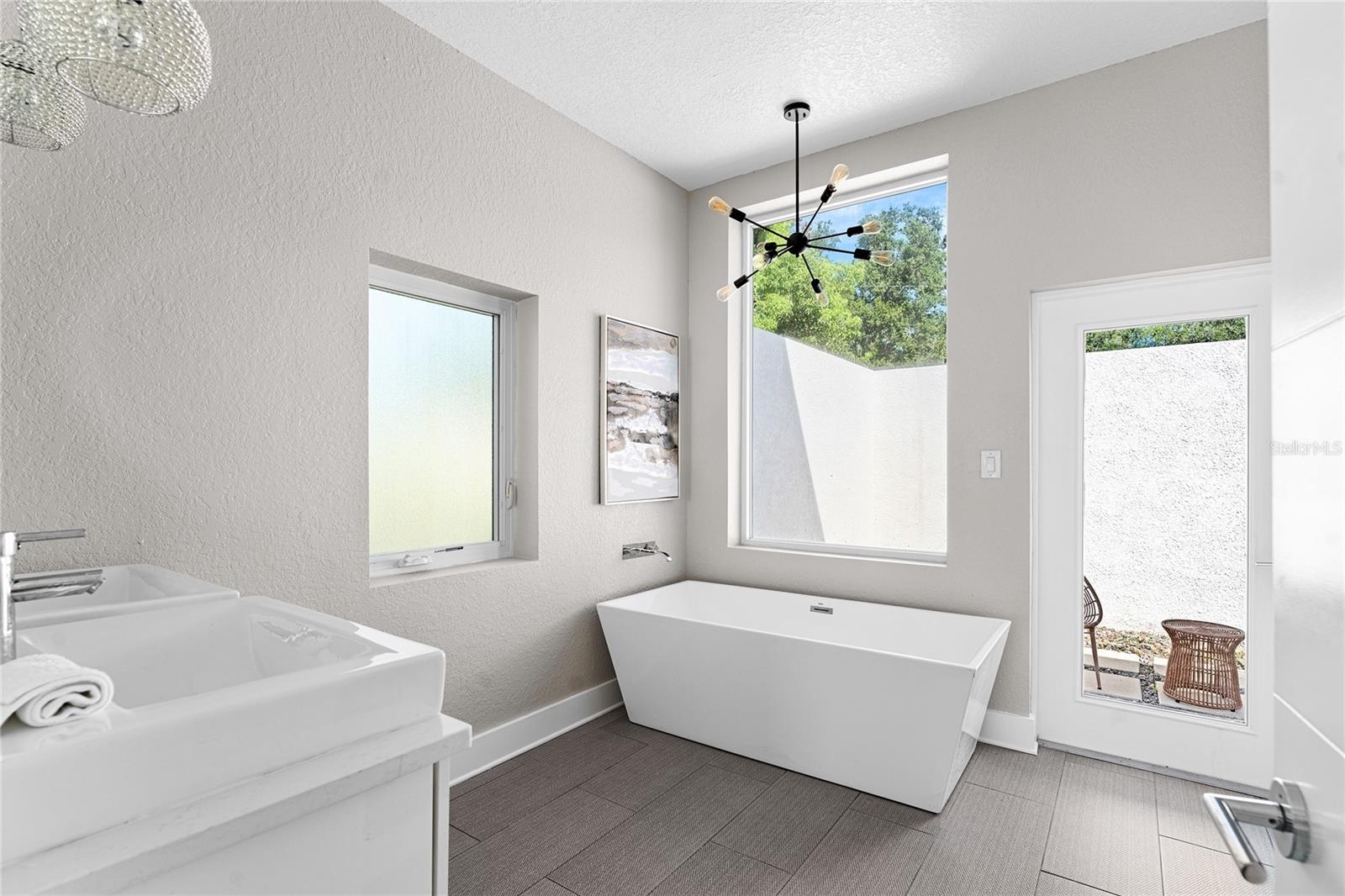 Image 31 of 60 For 3110 Napoleon Avenue