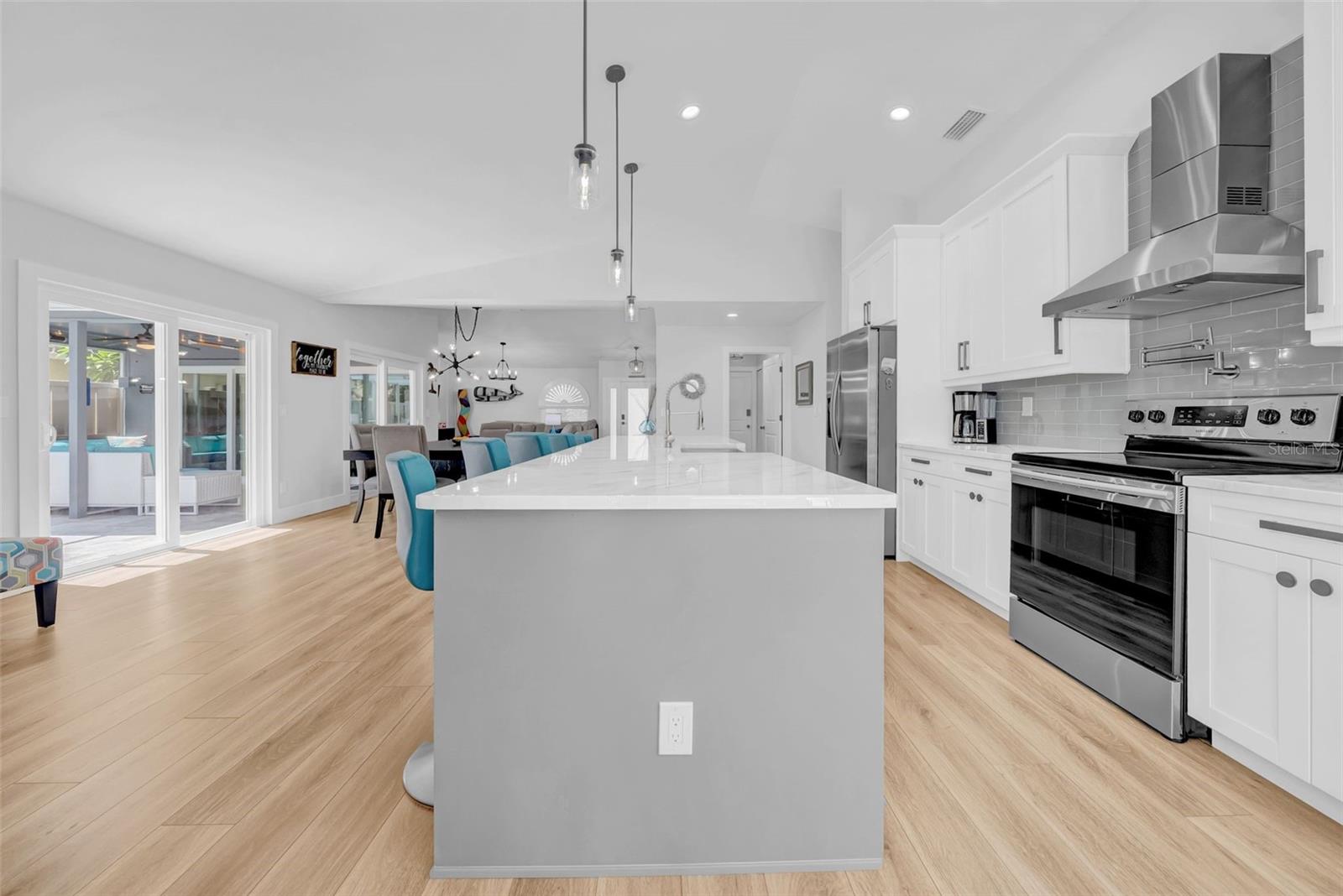 Image 14 of 46 For 5339 Venice Way Ne