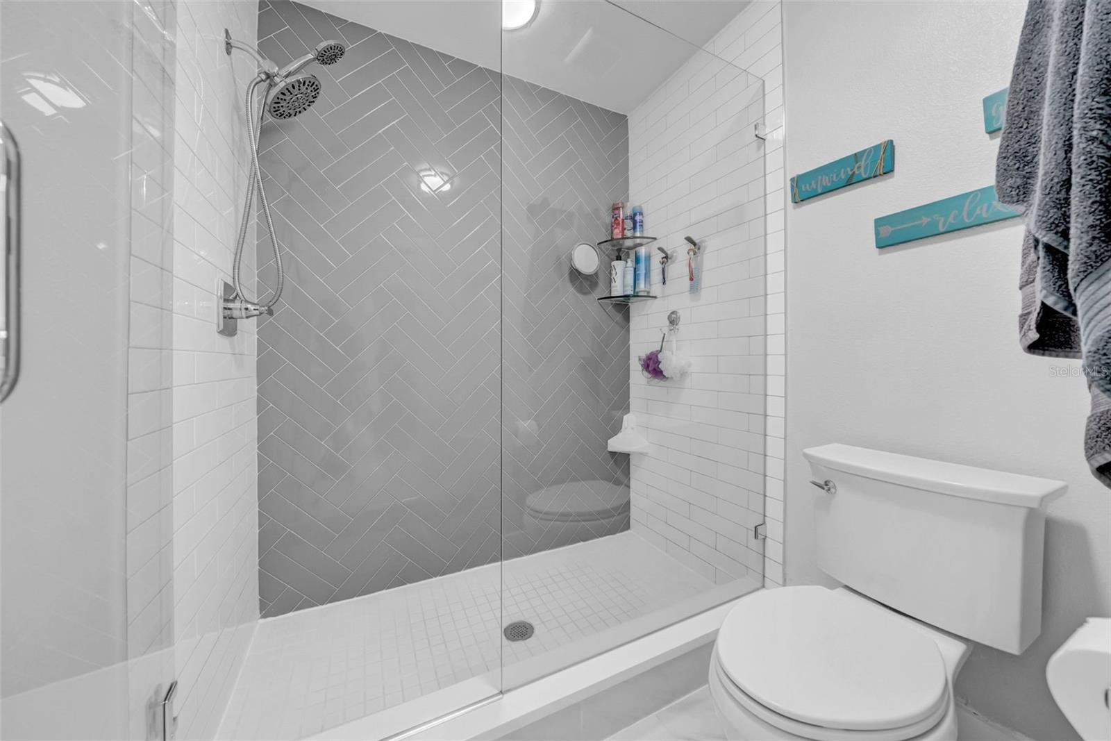 Image 24 of 46 For 5339 Venice Way Ne