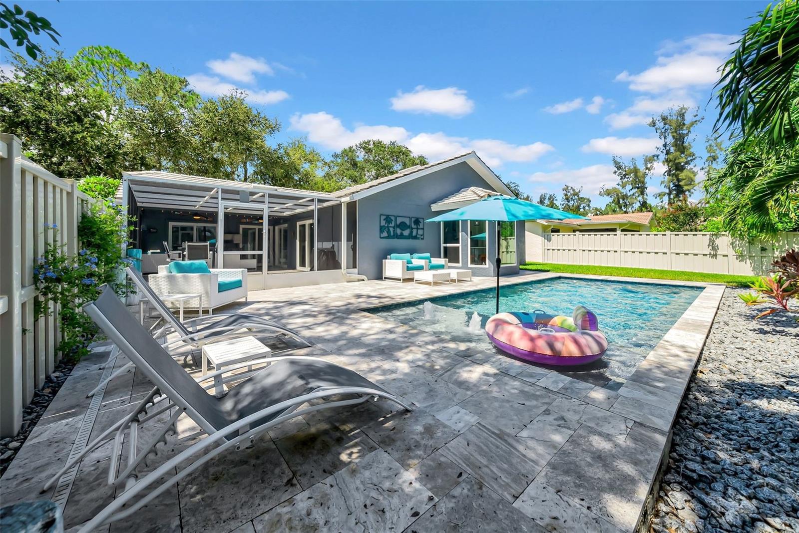 Image 37 of 46 For 5339 Venice Way Ne