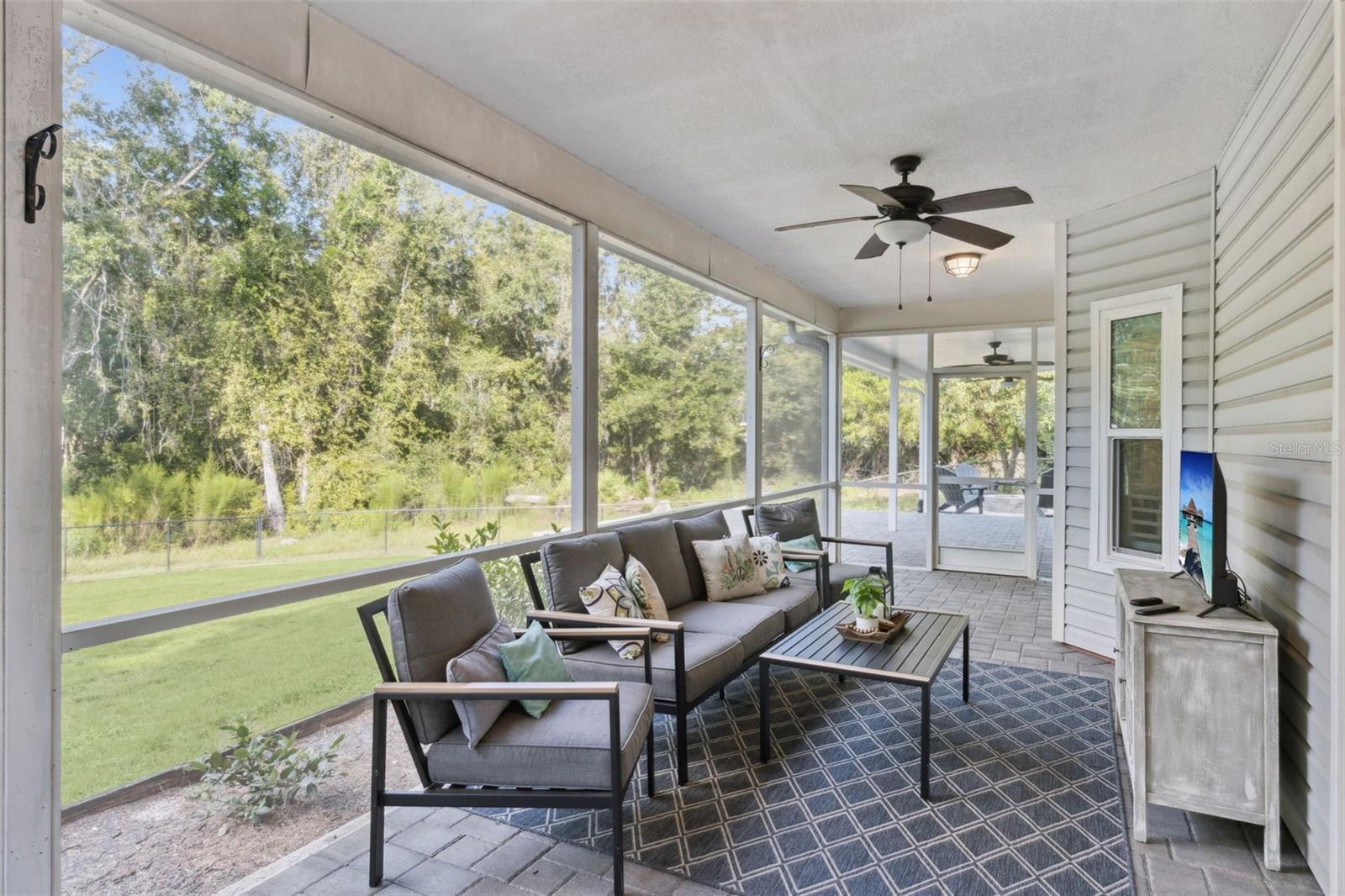 Image 41 of 55 For 11227 Lakeview Drive