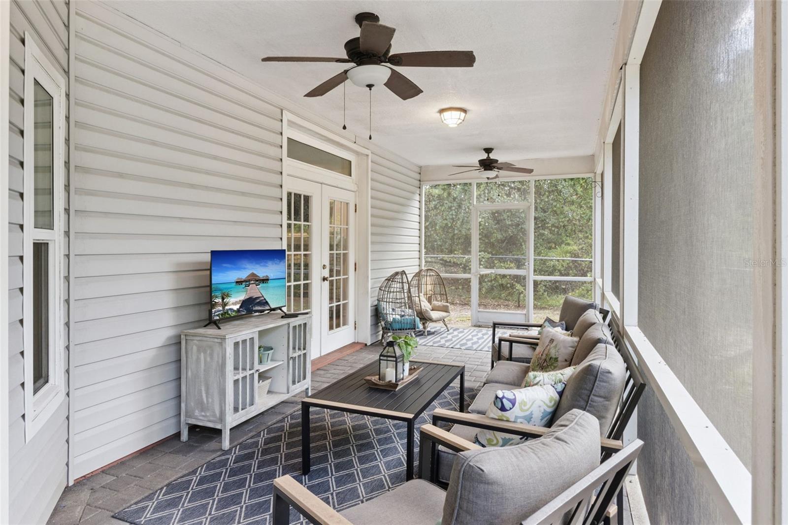 Image 42 of 55 For 11227 Lakeview Drive