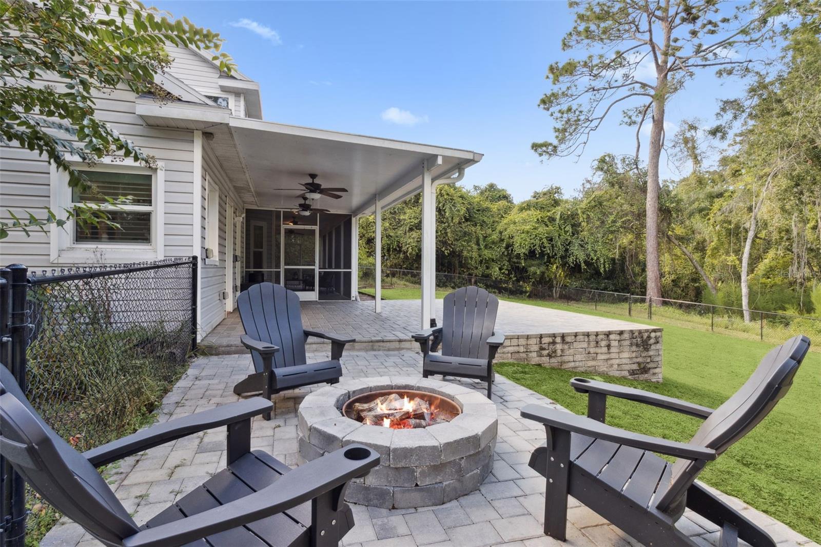 Image 43 of 55 For 11227 Lakeview Drive