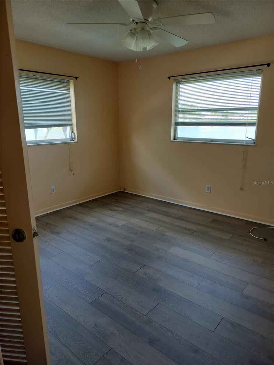 Image 15 of 20 For 9677 Mainlands Boulevard W