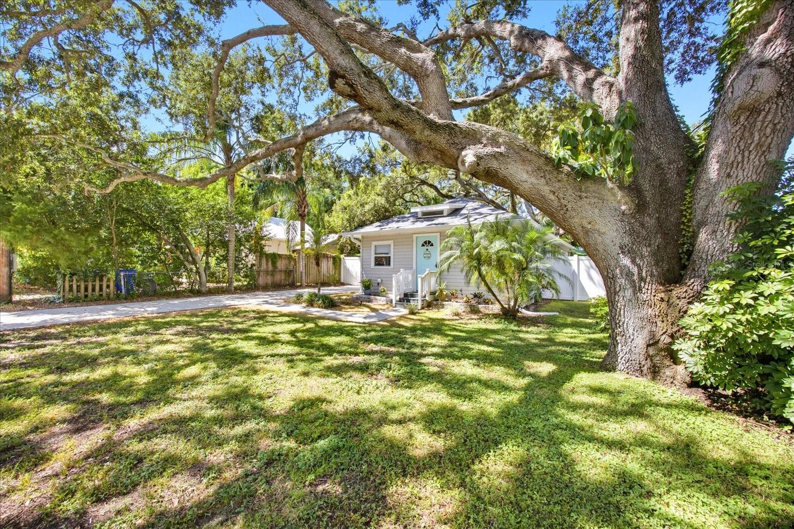 Image 4 of 40 For 1192 Bass Boulevard