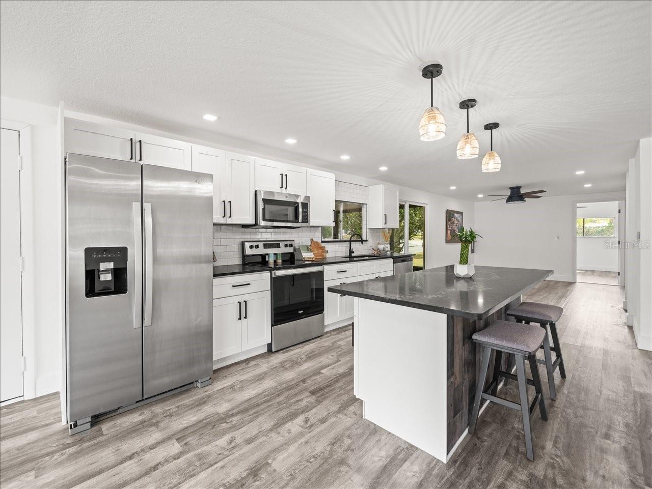 Image 15 of 37 For 8099 Country Club Drive