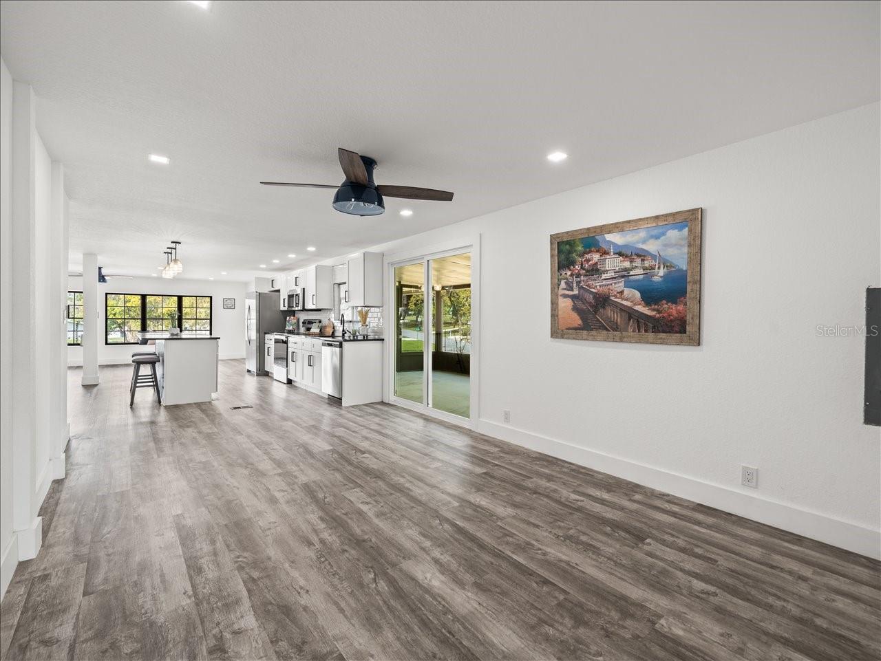 Image 24 of 37 For 8099 Country Club Drive