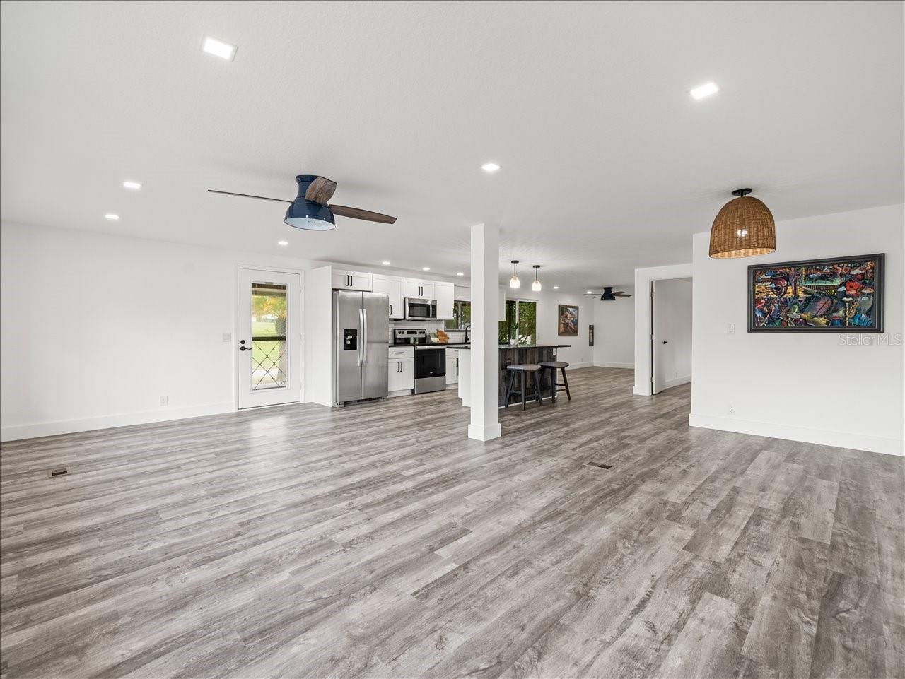 Image 9 of 37 For 8099 Country Club Drive