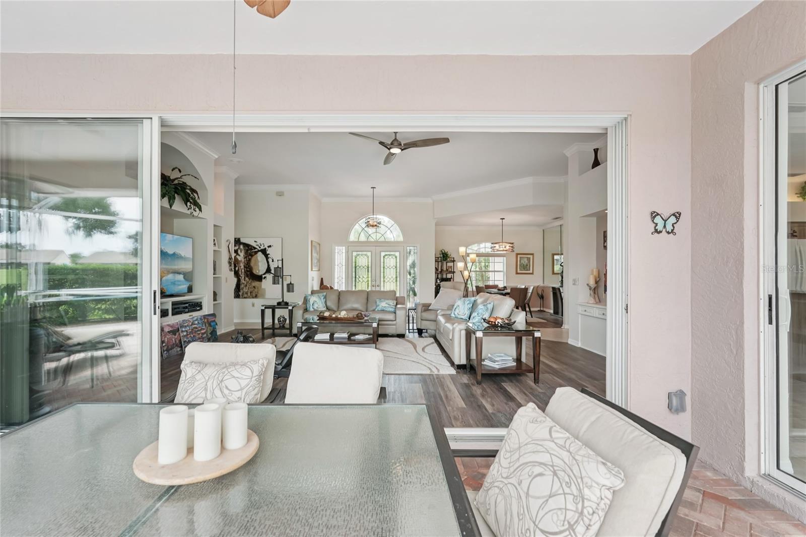 Image 11 of 50 For 6174 Misty Oaks Drive