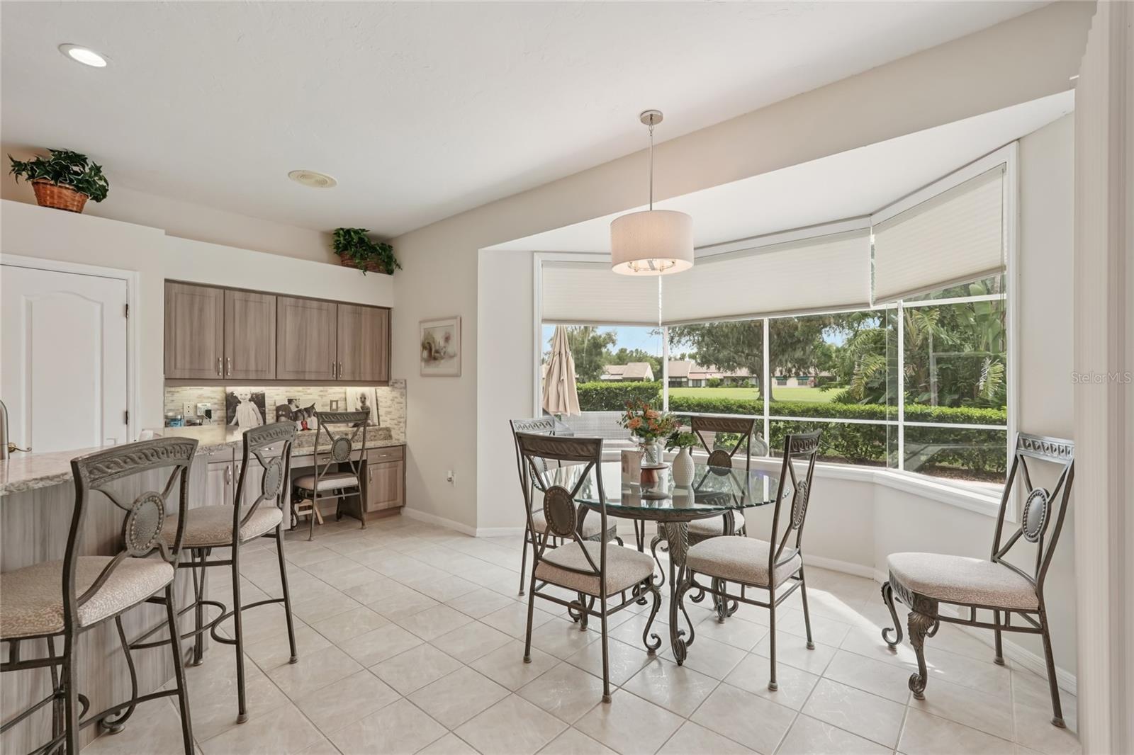 Image 14 of 50 For 6174 Misty Oaks Drive