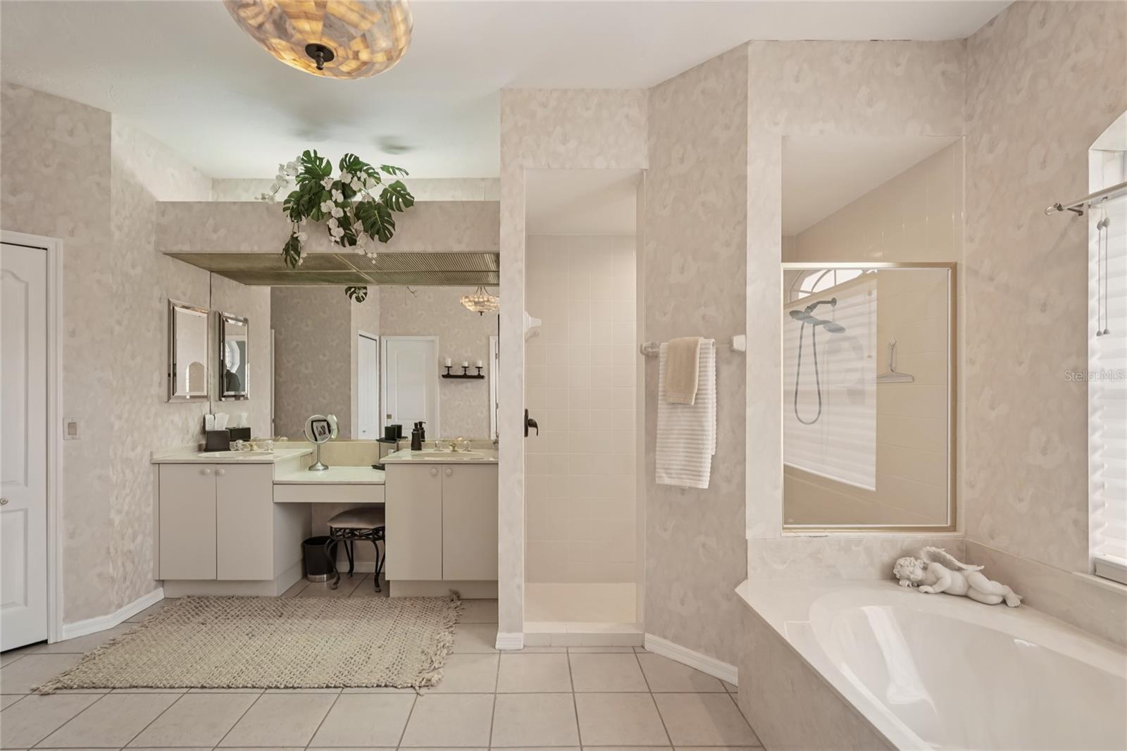 Image 20 of 50 For 6174 Misty Oaks Drive