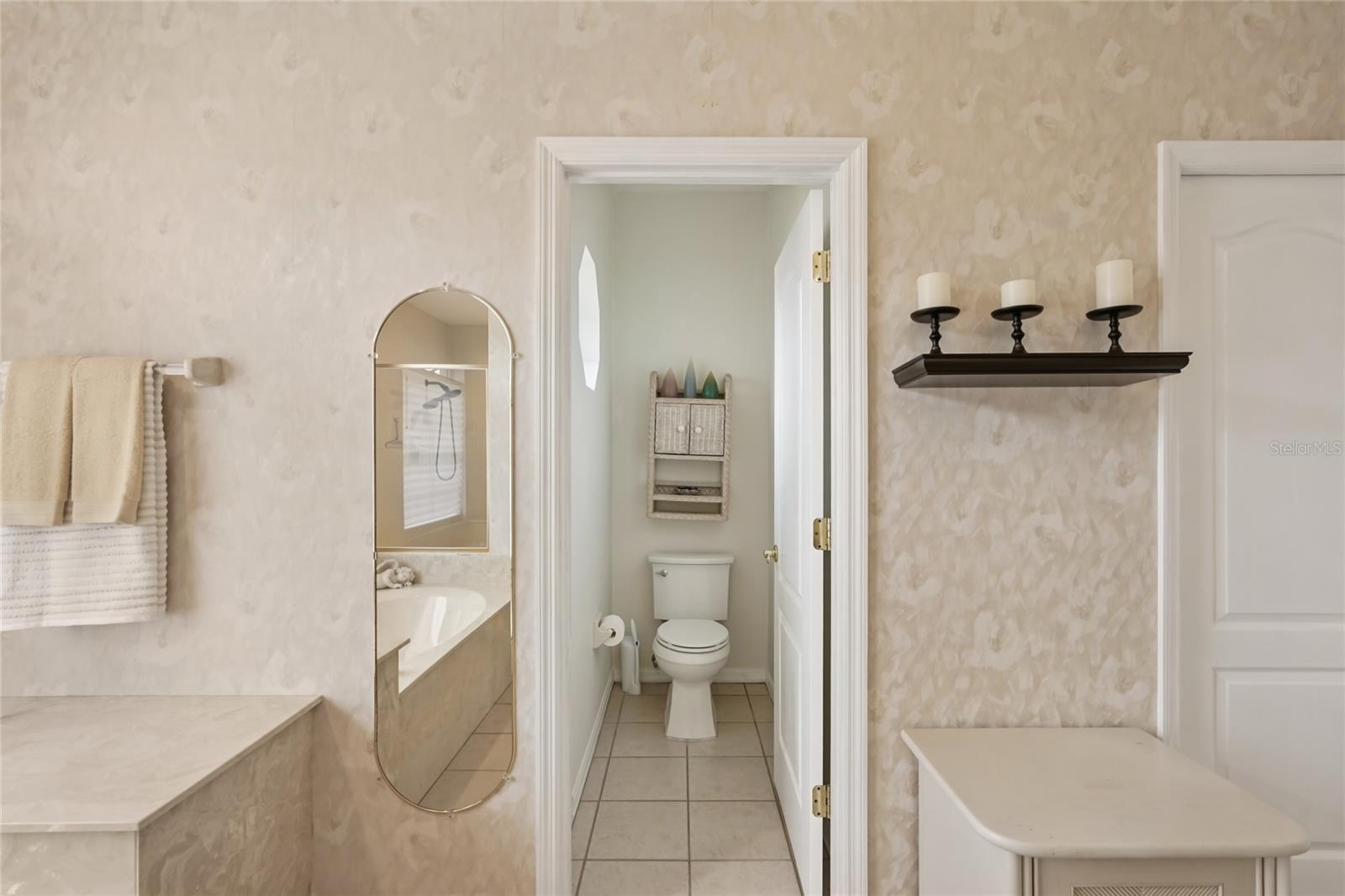 Image 21 of 50 For 6174 Misty Oaks Drive