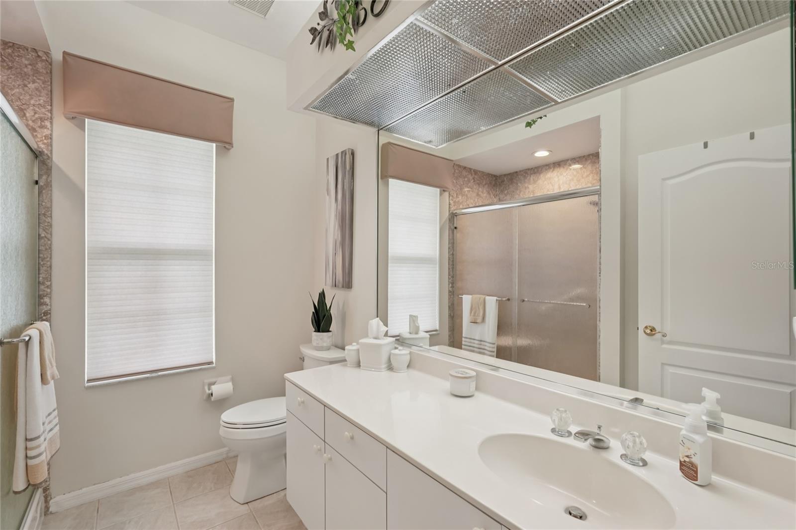 Image 27 of 50 For 6174 Misty Oaks Drive