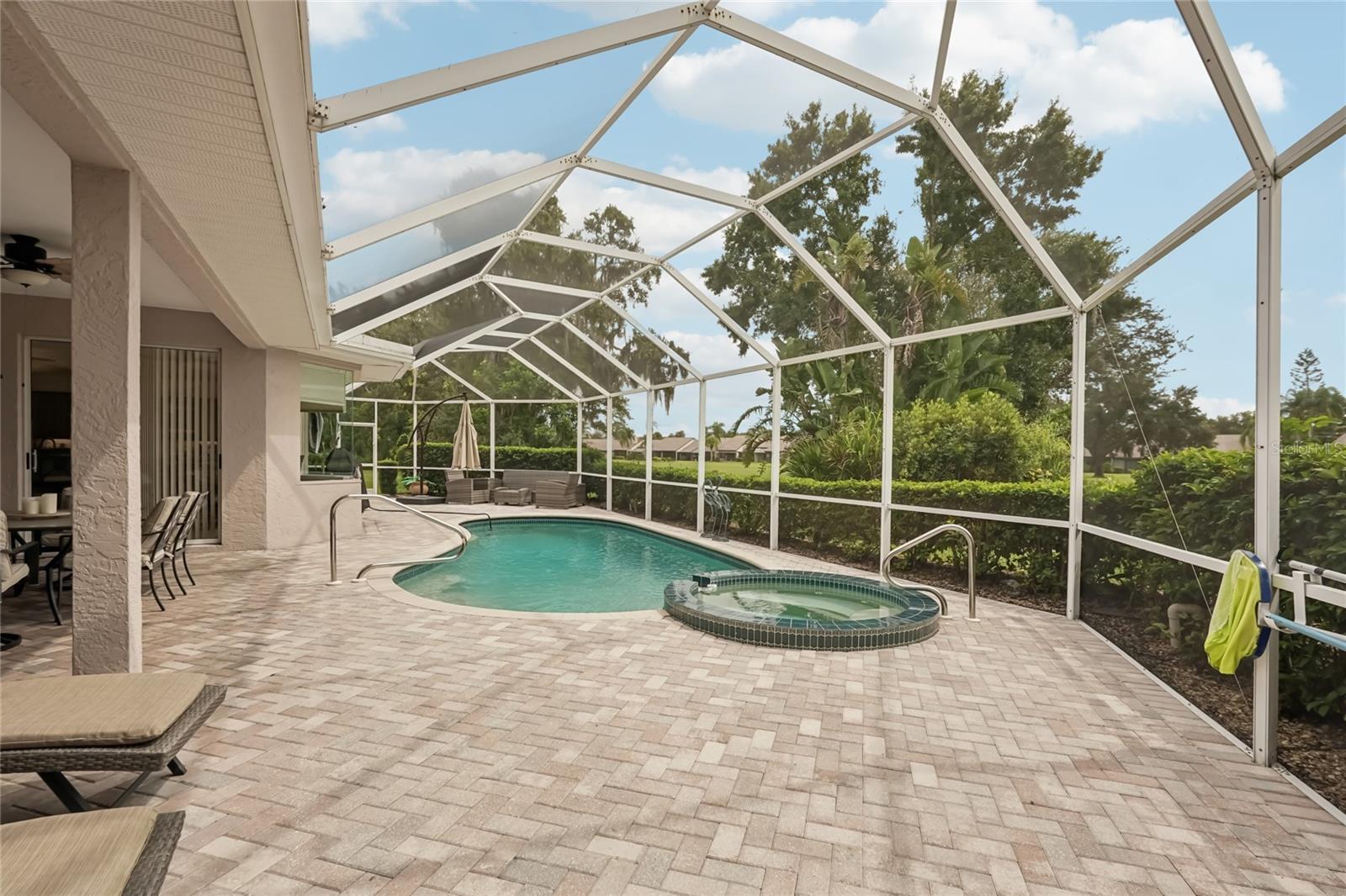 Image 34 of 50 For 6174 Misty Oaks Drive