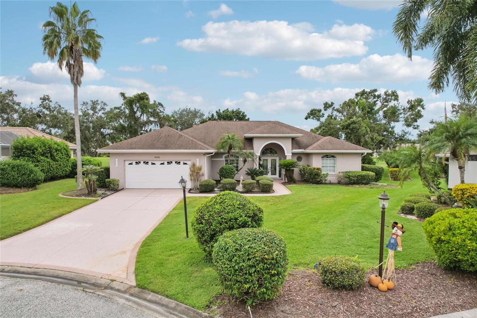 Image 38 of 50 For 6174 Misty Oaks Drive