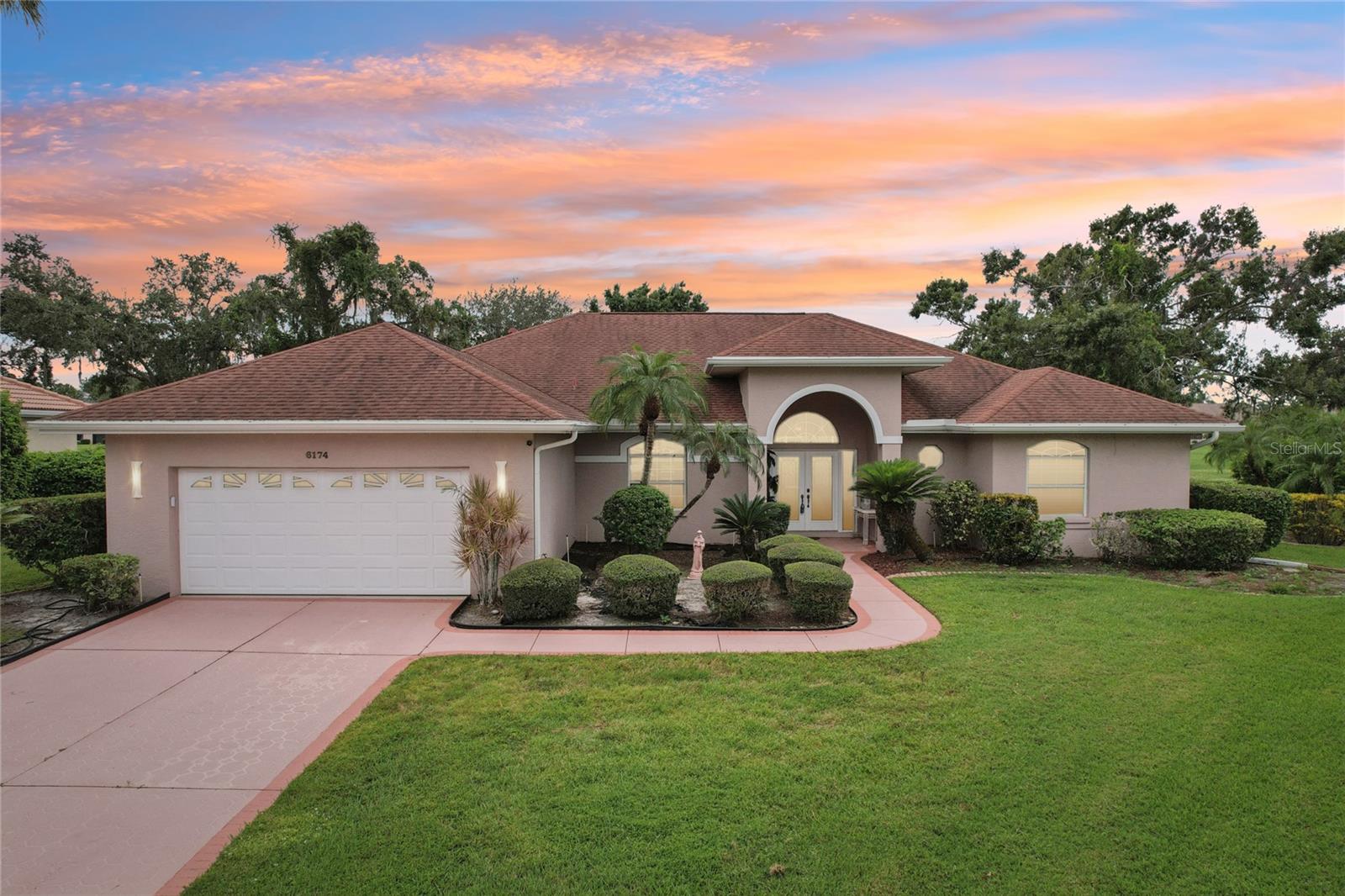 Image 48 of 50 For 6174 Misty Oaks Drive