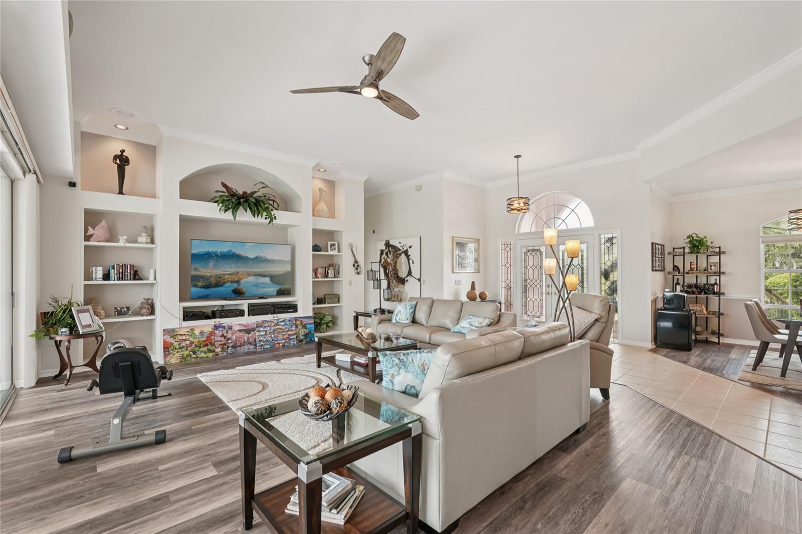 Image 9 of 50 For 6174 Misty Oaks Drive