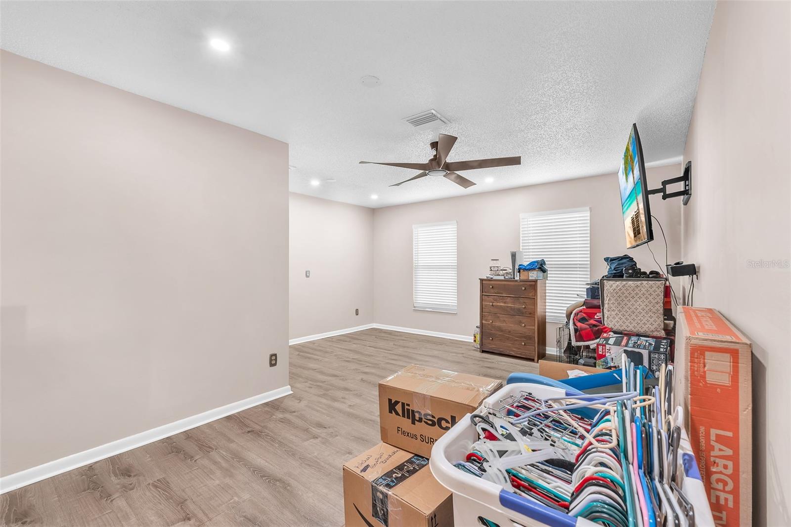 Image 10 of 31 For 620 Rollingwood Lane