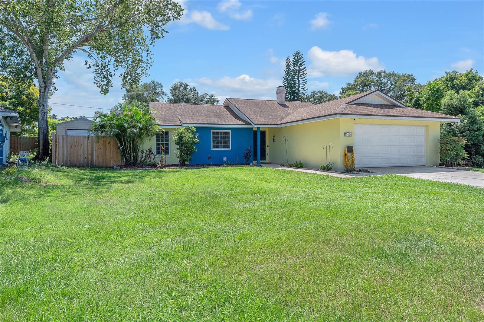 Image 3 of 31 For 620 Rollingwood Lane