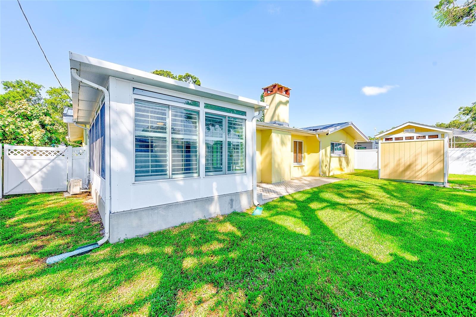 Image 31 of 32 For 1829 Chateau Drive E