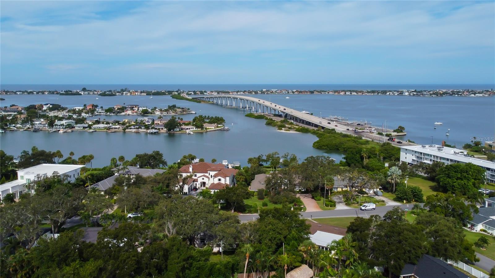 Image 4 of 41 For 105 Harbor View Lane