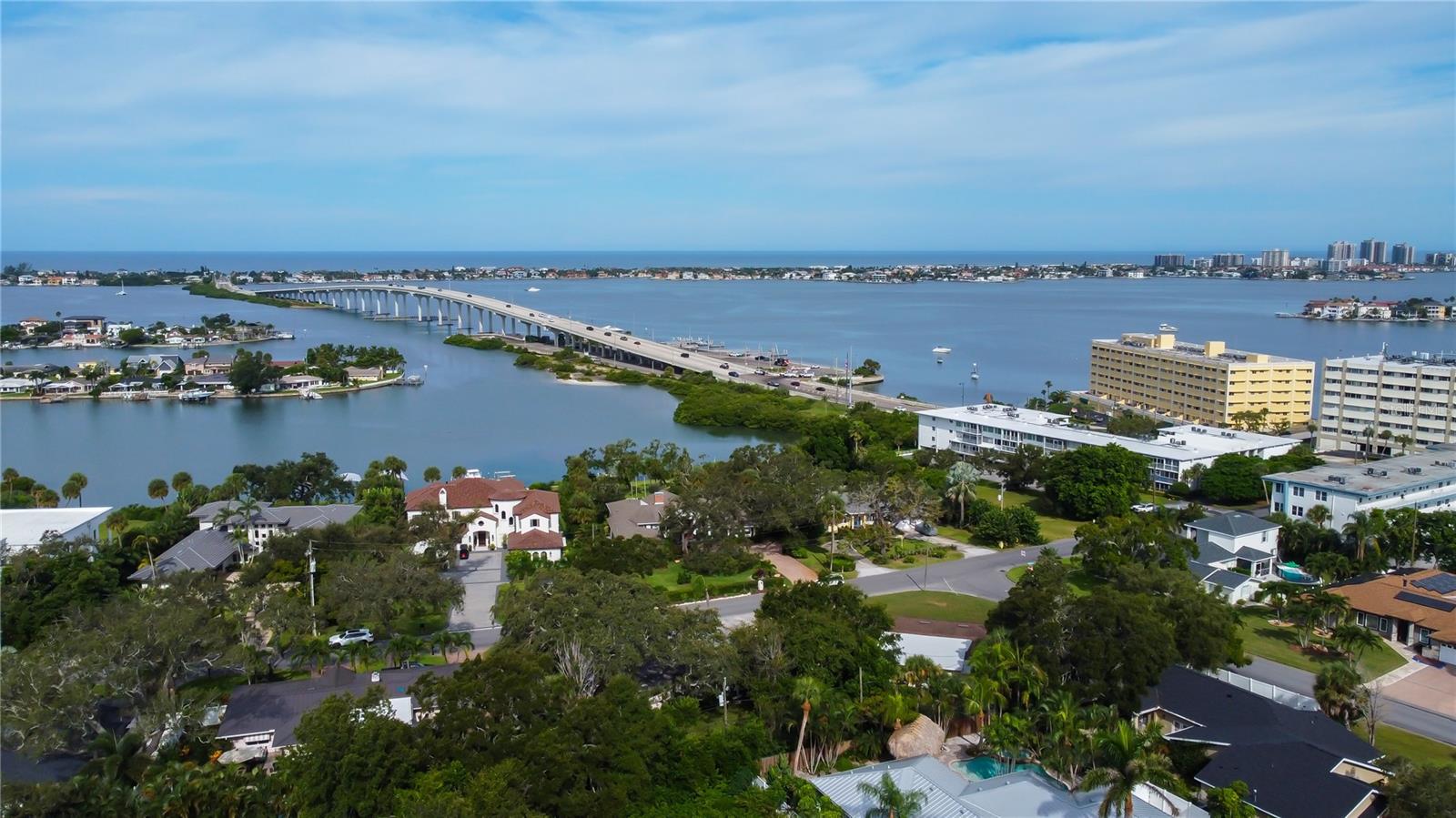 Image 5 of 41 For 105 Harbor View Lane