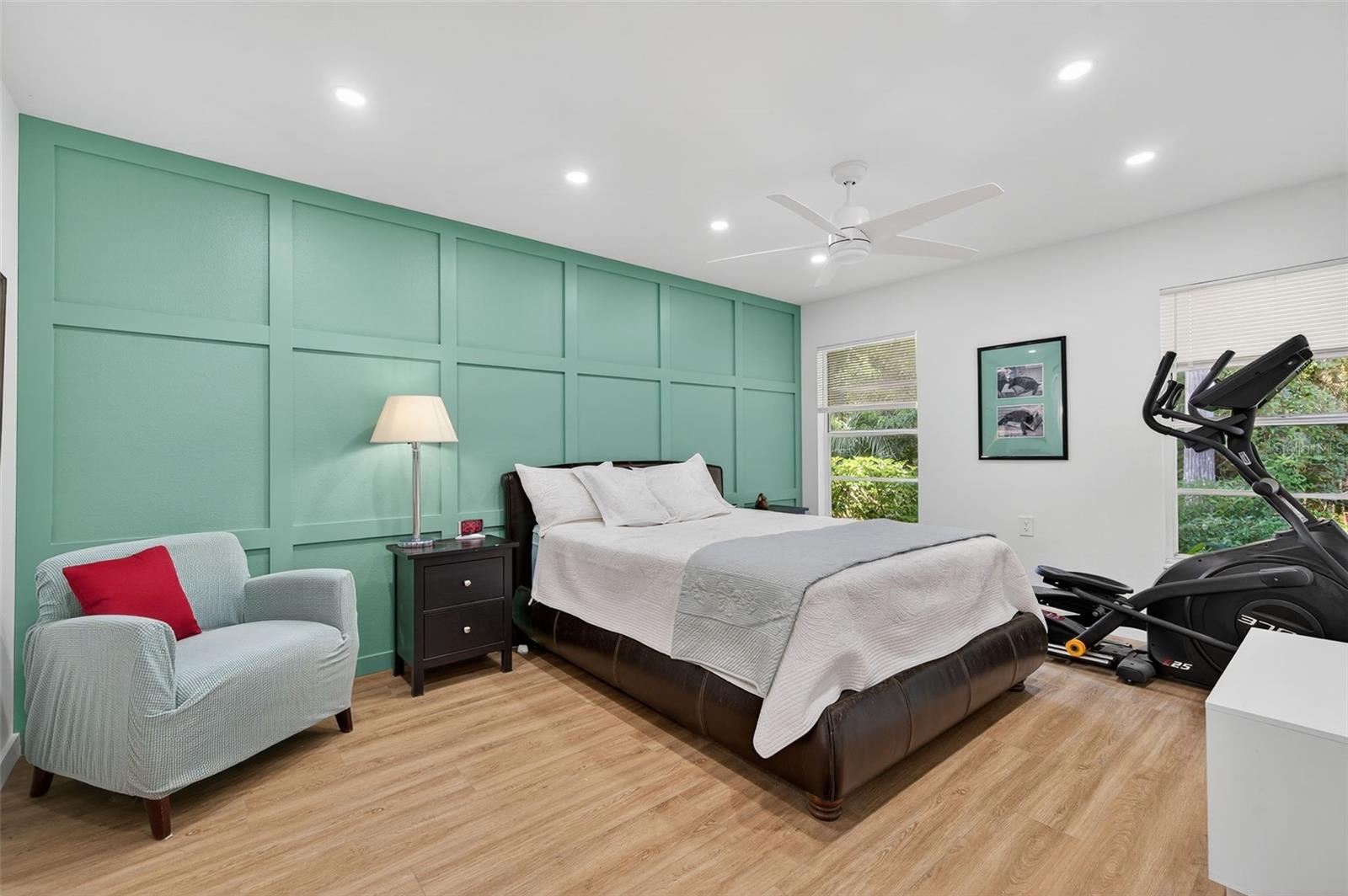 Listing photo id 8 for 4916 Troon Lane