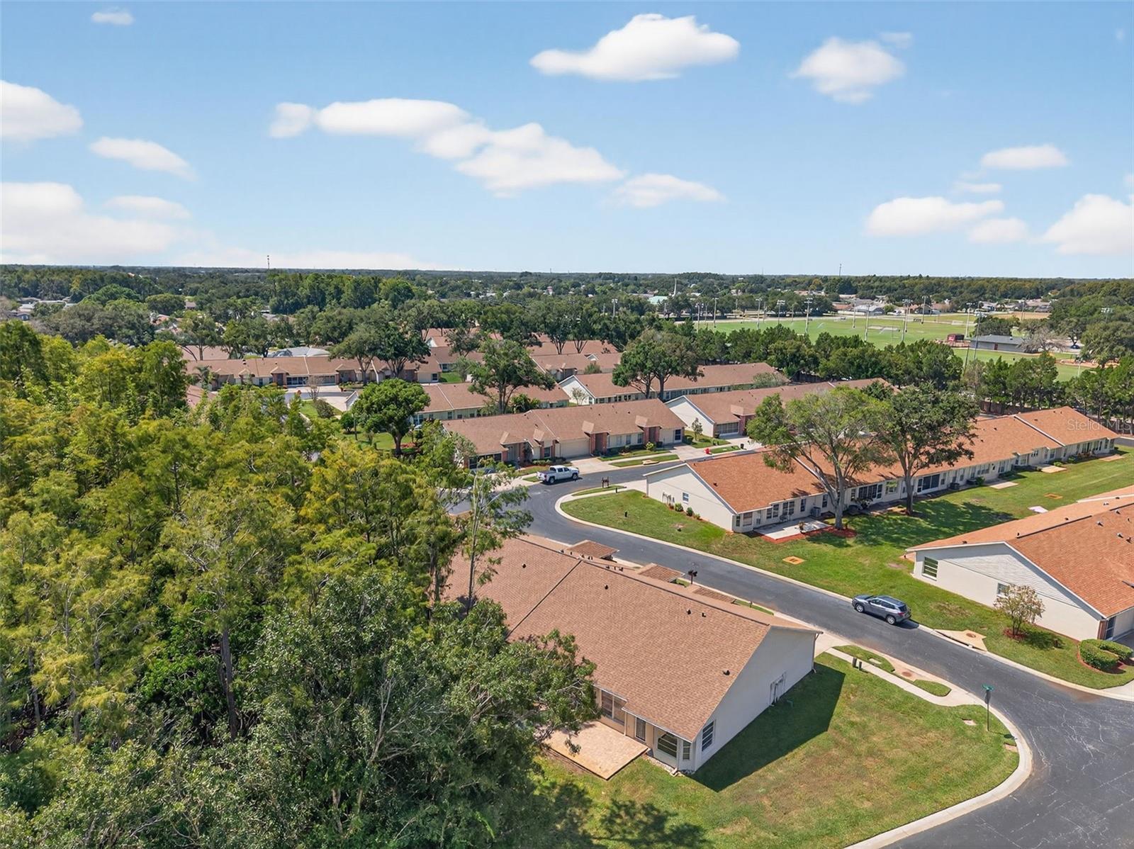 Listing photo id 38 for 4916 Troon Lane