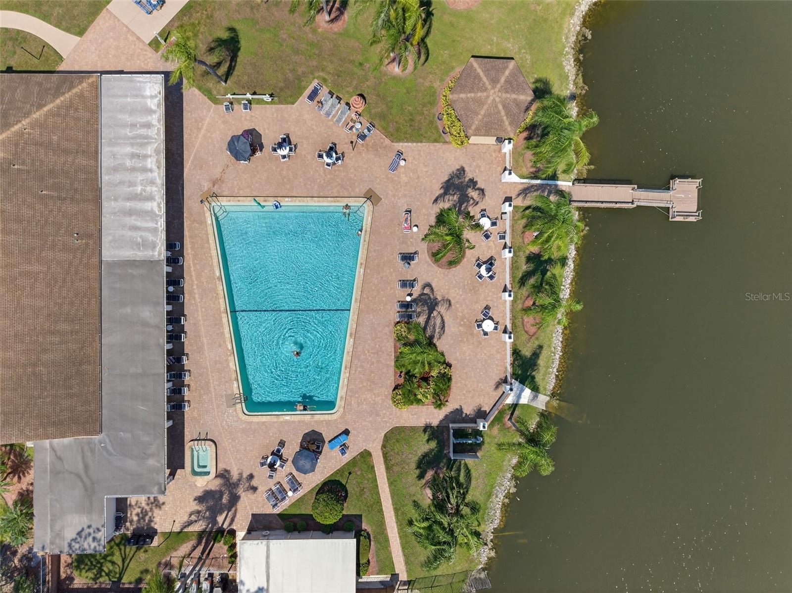 Listing photo id 47 for 4916 Troon Lane