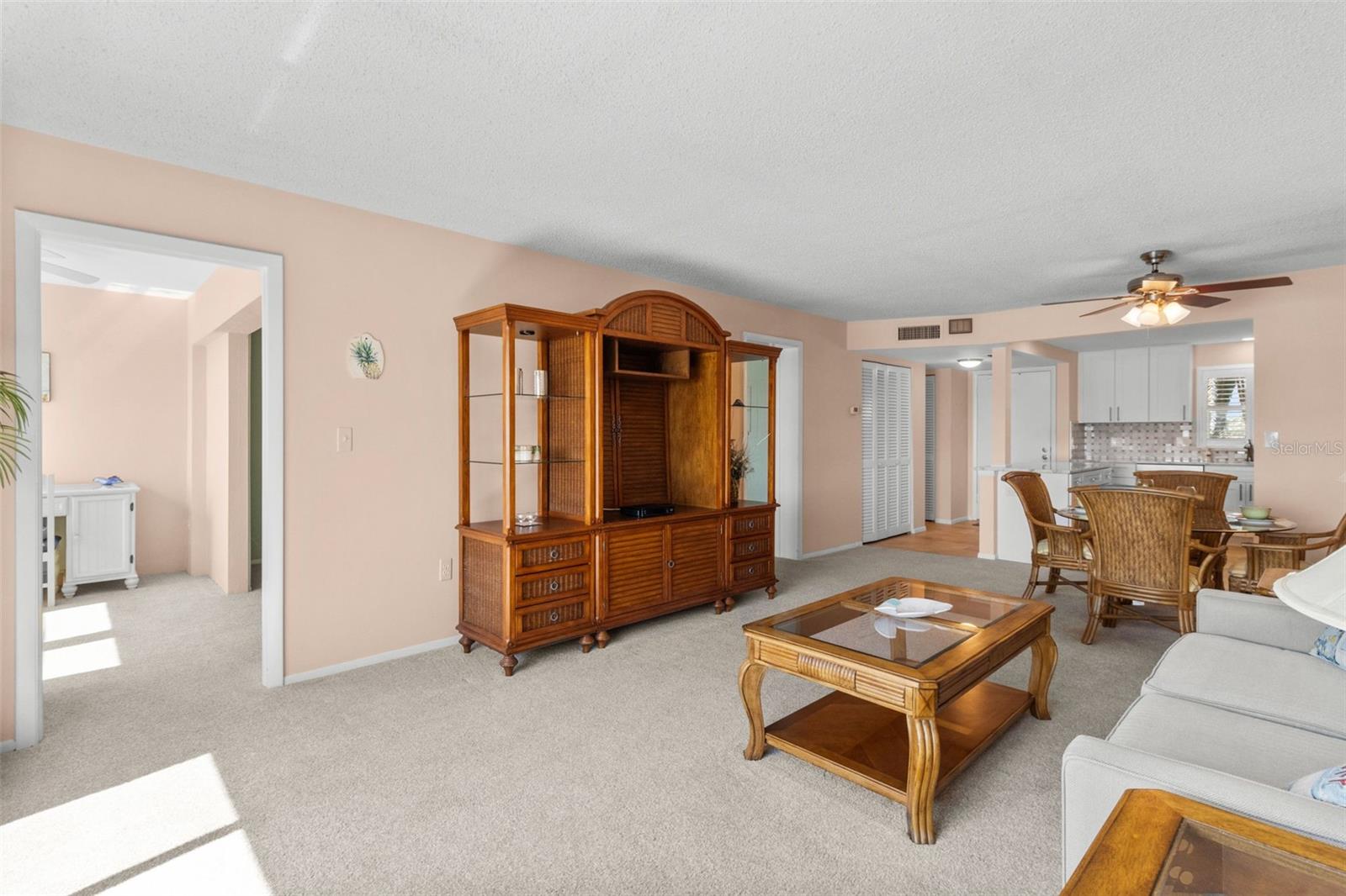 Image 27 of 40 For 4775 Cove Circle 407