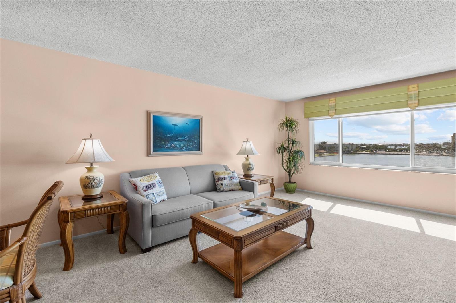 Image 28 of 40 For 4775 Cove Circle 407