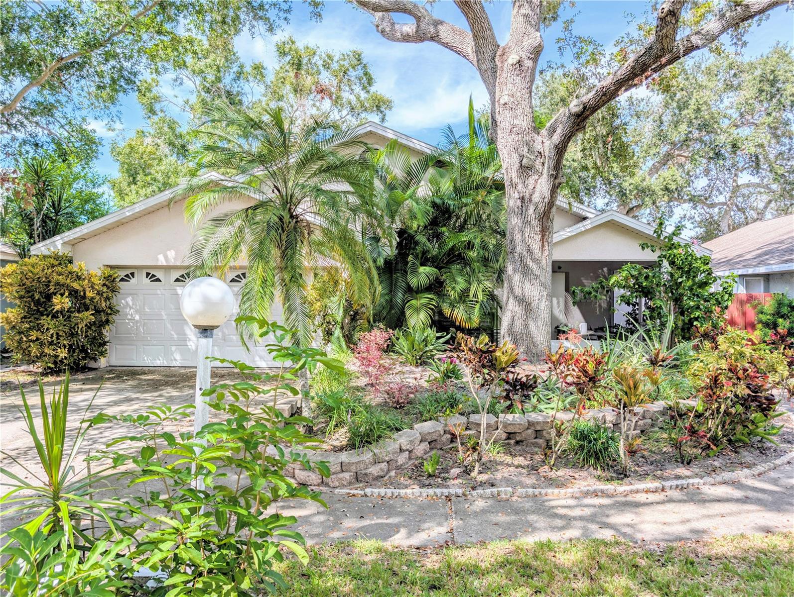 Image 2 of 33 For 11469 Oakhurst Road