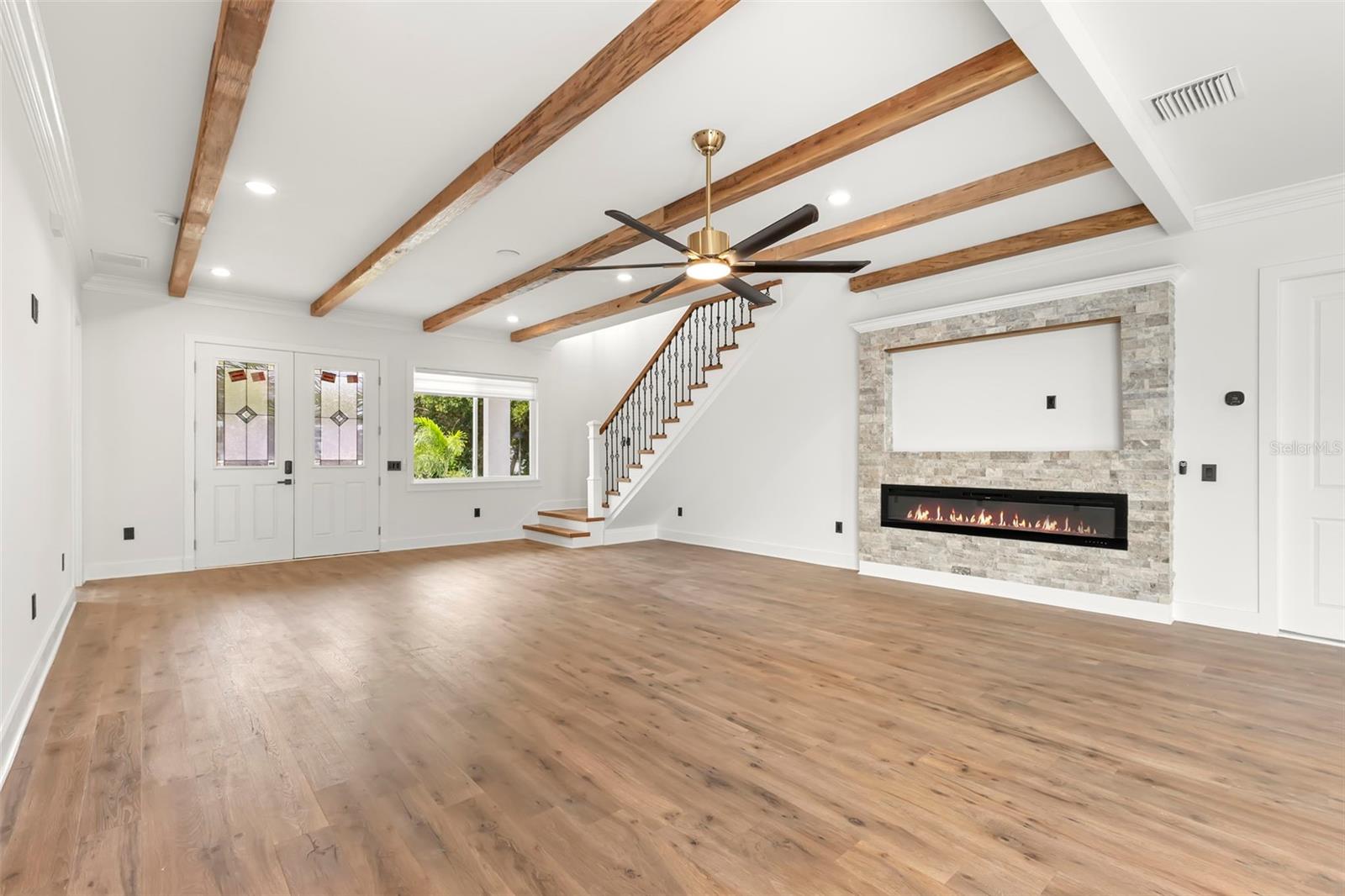 Image 10 of 65 For 3426 Channelside Court