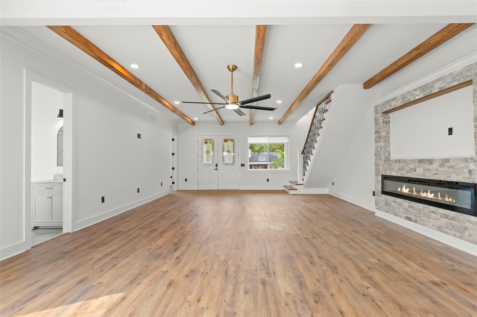 Image 12 of 65 For 3426 Channelside Court