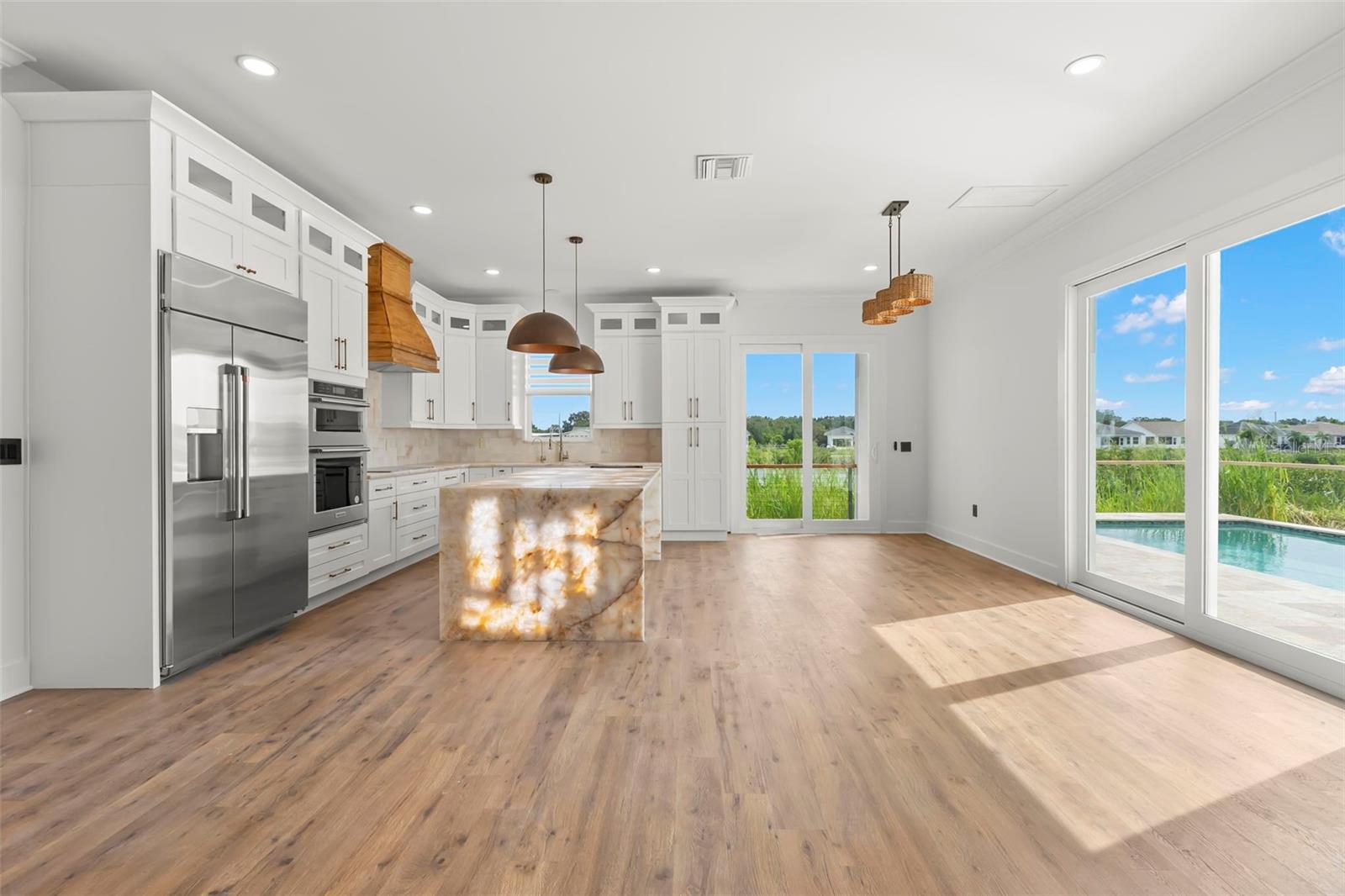 Image 14 of 65 For 3426 Channelside Court